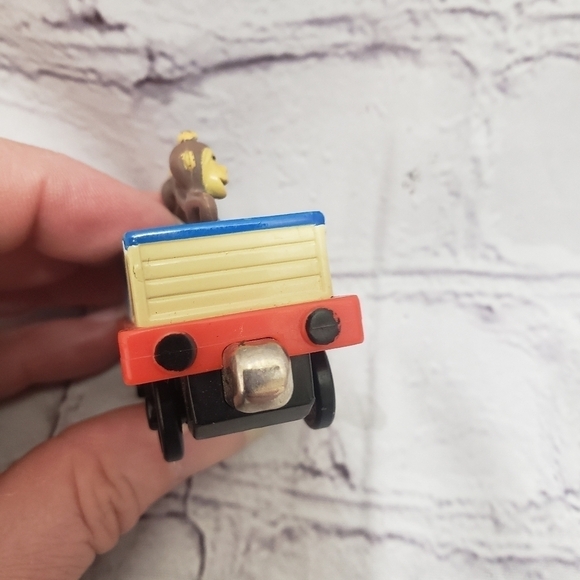 Thomas And Friends Diecast Sodor Zoo Monkey Car 2006 Guilane Learning Curve 3" - Picture 5 of 7